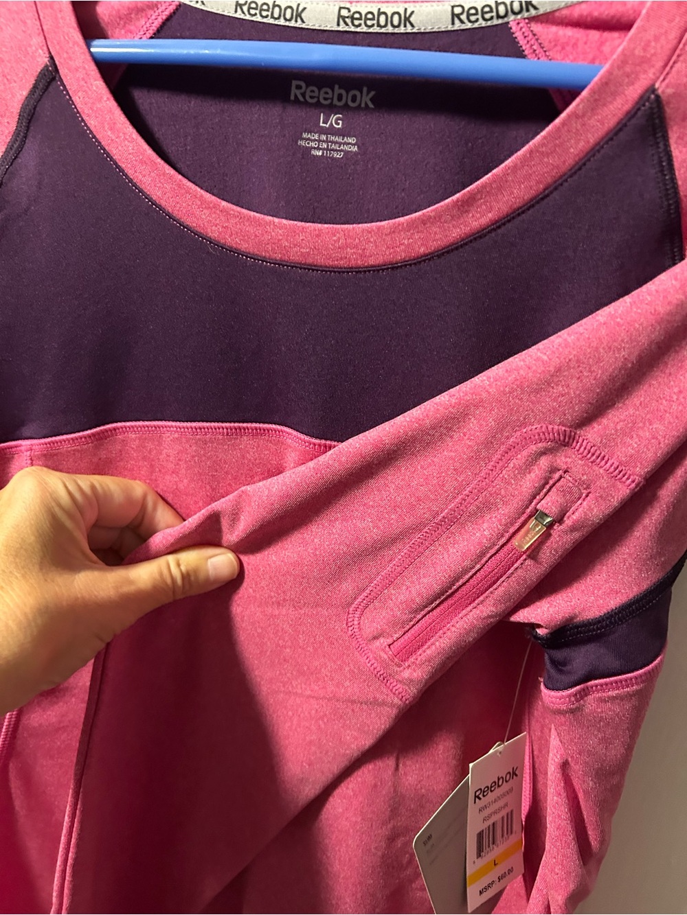 NWT REEBOK Long-Sleeve Athletic Pullover w/Thumbholes, Arm Pockets, Slim Fit